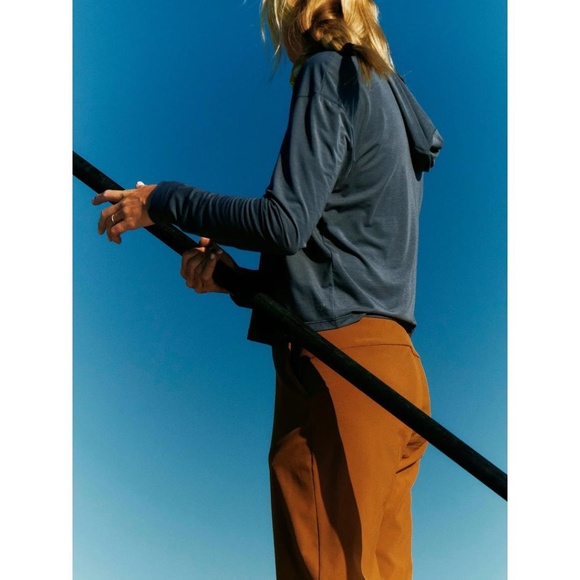 Free Fly Women's Elevate Lightweight Hoodie NWT - Picture 8 of 10